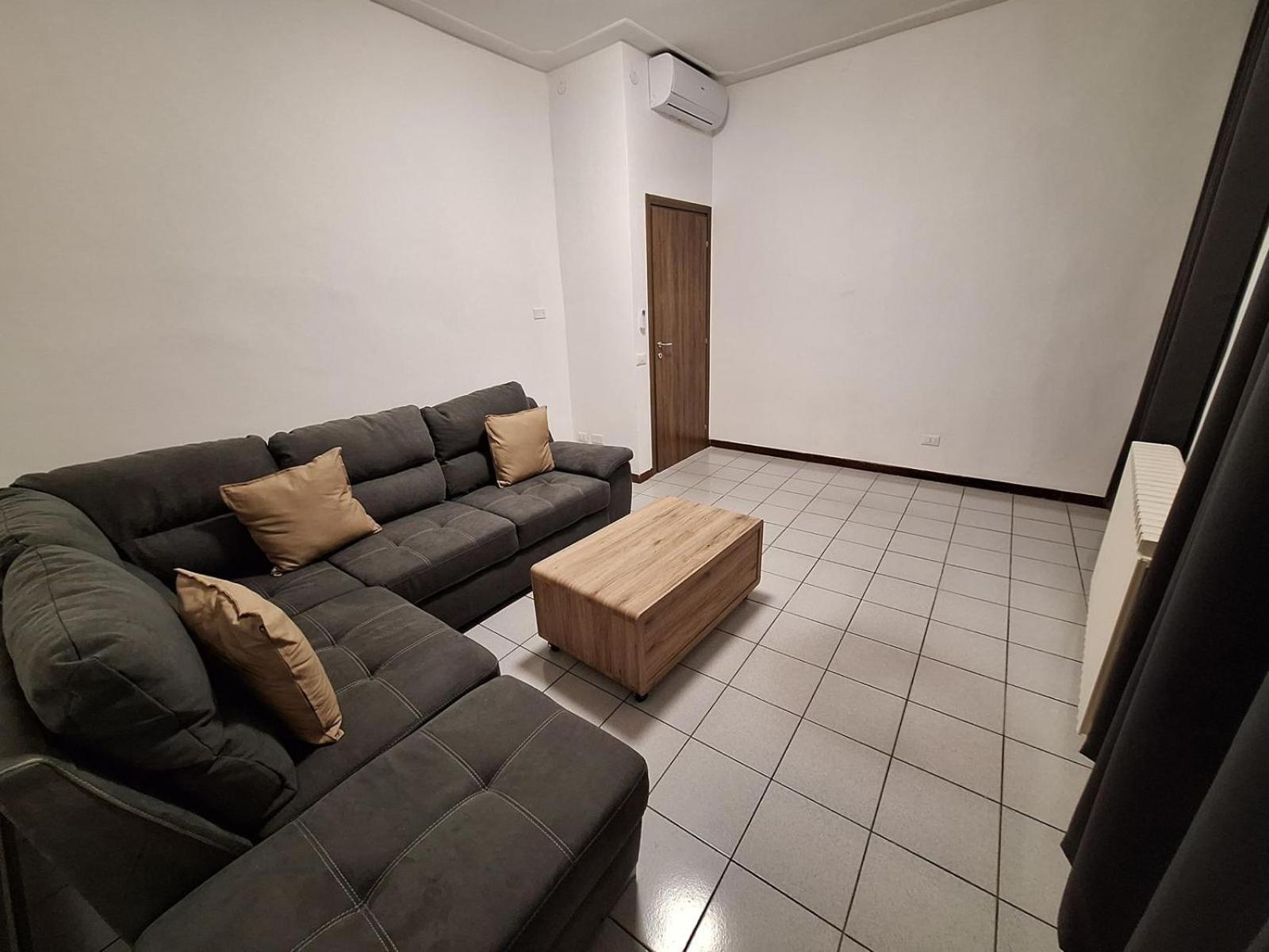 Fiore Apartments Fiorenzuola dʼArda Εξωτερικό φωτογραφία